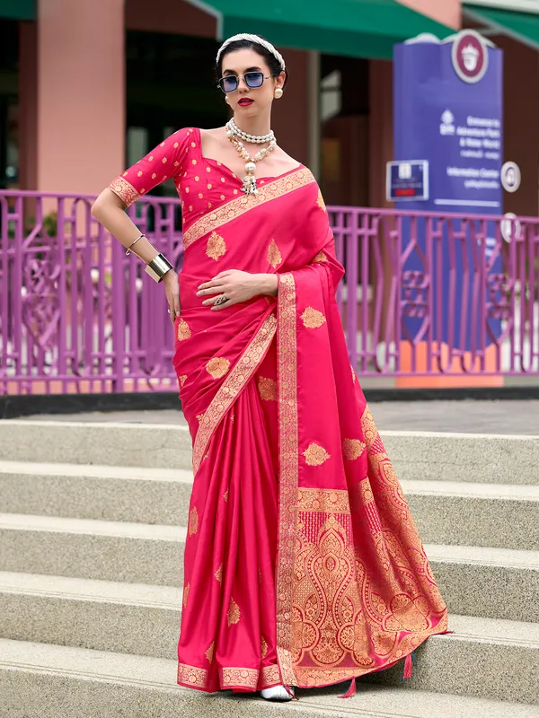 Trendy magenta satin saree