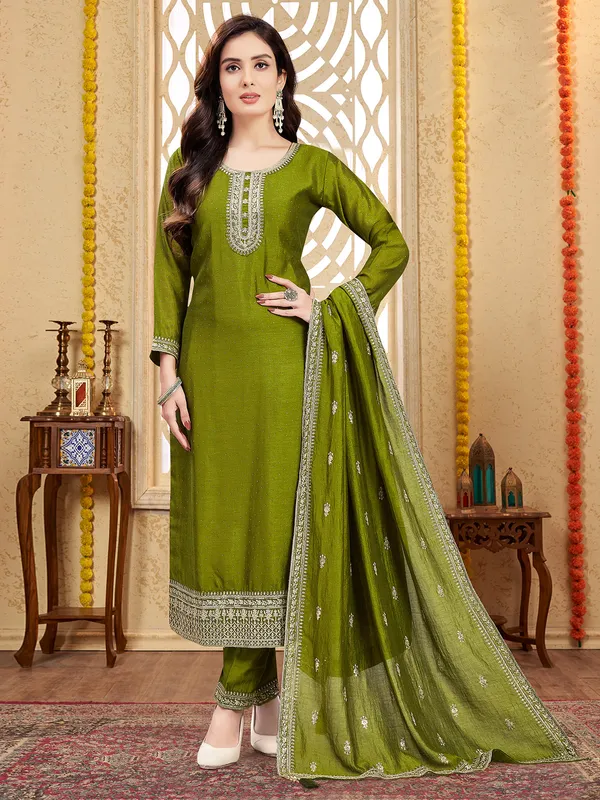 Trendy mehendi green salwar suit for wedding
