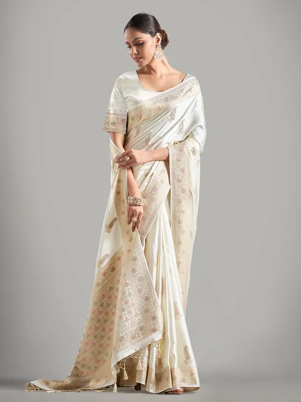 Trendy off-white banarasi silk saree