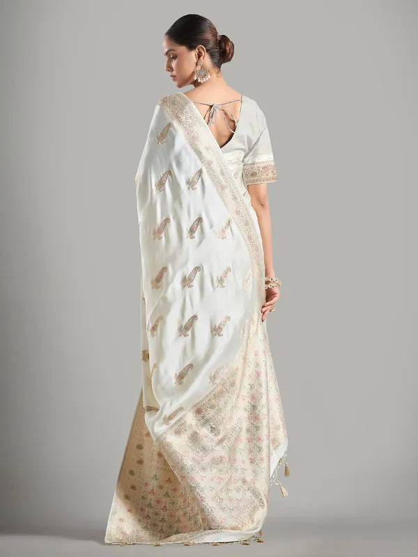 Trendy off-white banarasi silk saree