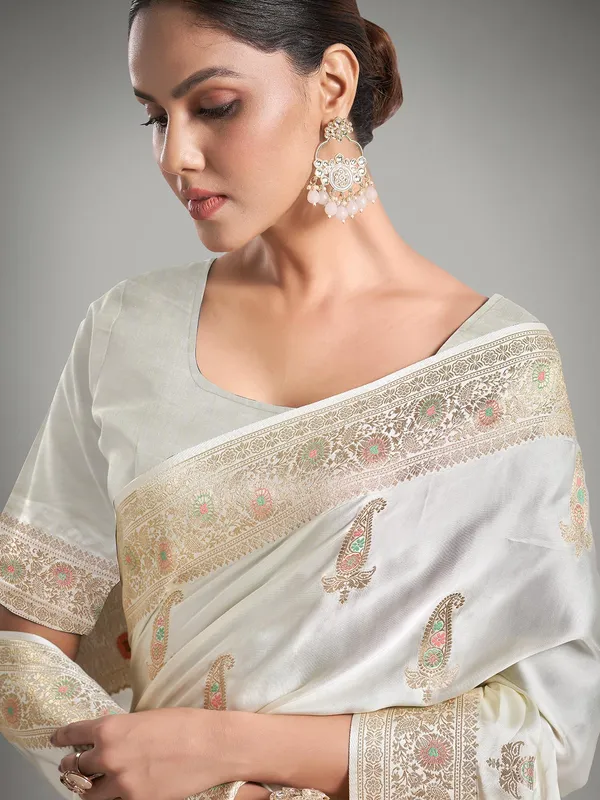Trendy off-white banarasi silk saree