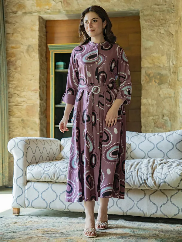 Trendy onion pink silk printed kurti