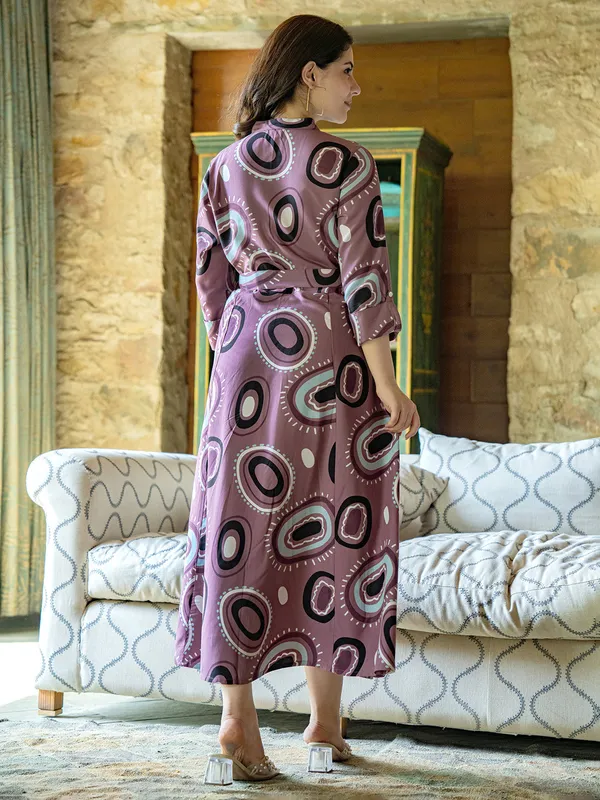Trendy onion pink silk printed kurti