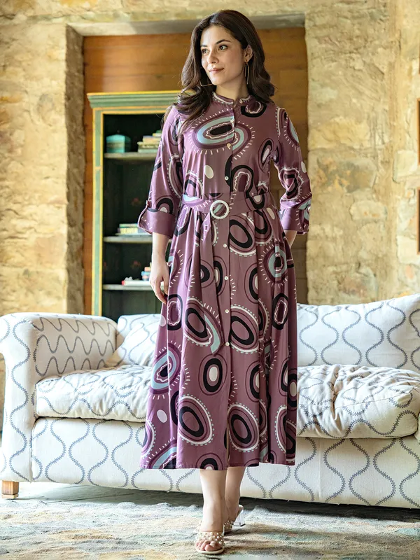 Trendy onion pink silk printed kurti