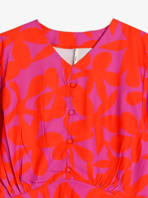 Trendy orange printed crop top