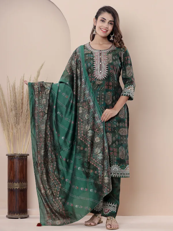 Trendy rama green printed kurti set