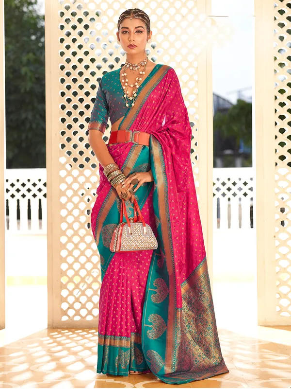 Trendy rani banarasi silk saree