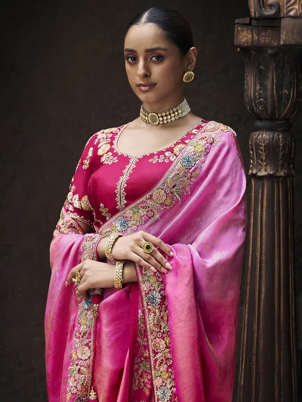 Trendy rani color viscose saree