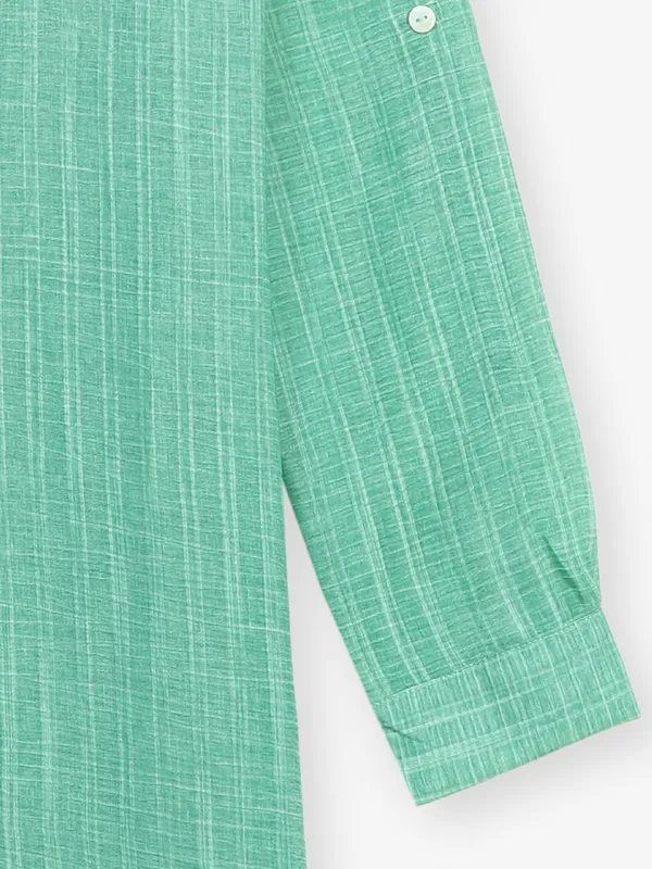 Trendy sea green cotton checks shirt