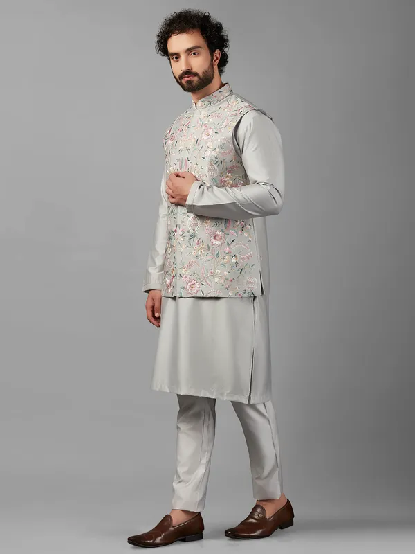 Trendy silk grey waistcoat set for wedding