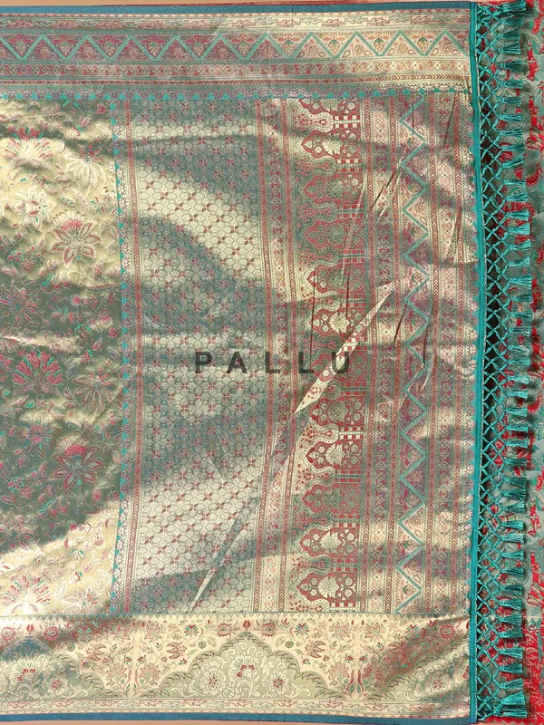 Trendy silk saree in turquoise blue