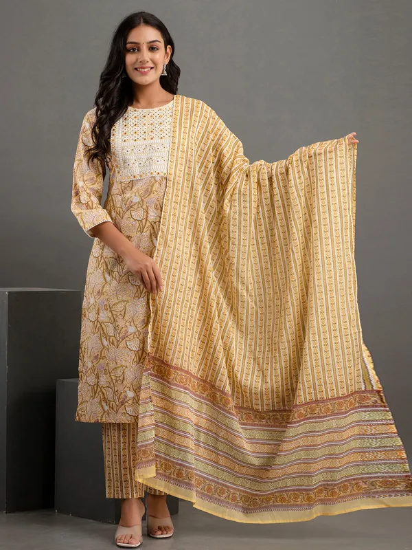 Trendy yellow printed cotton kurti set