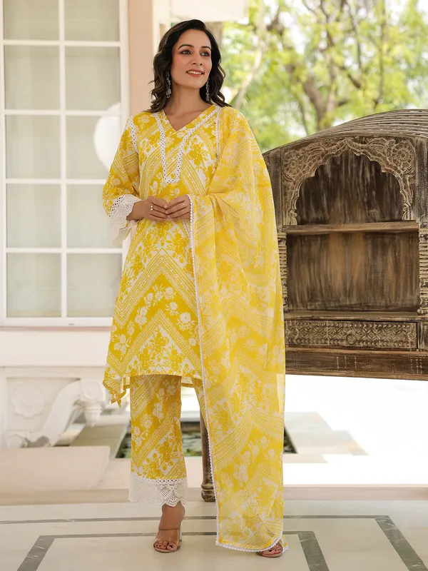 Trendy yellow printed kurti set