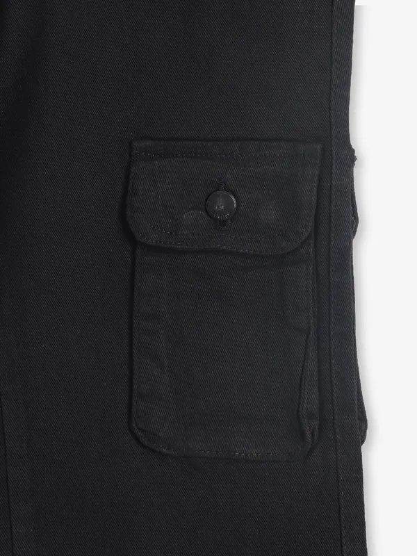 TRIXY black solid cargo jeans