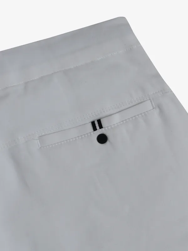 TYZ cotton white solid shorts