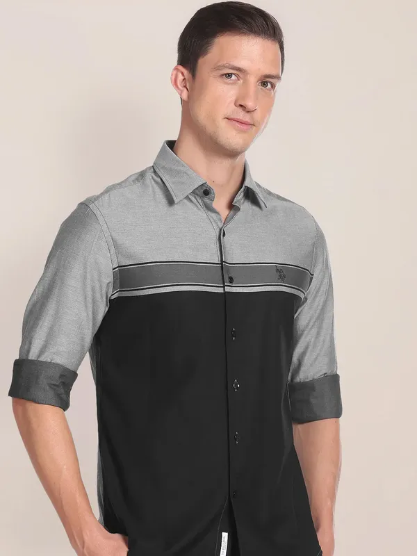 U S POLO ASSN black cotton color block shirt