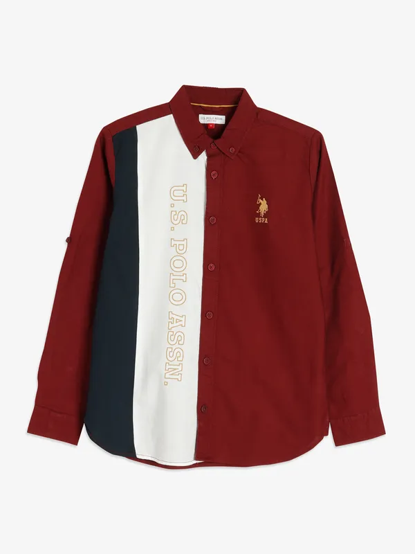 U S POLO ASSN maroon color block shirt