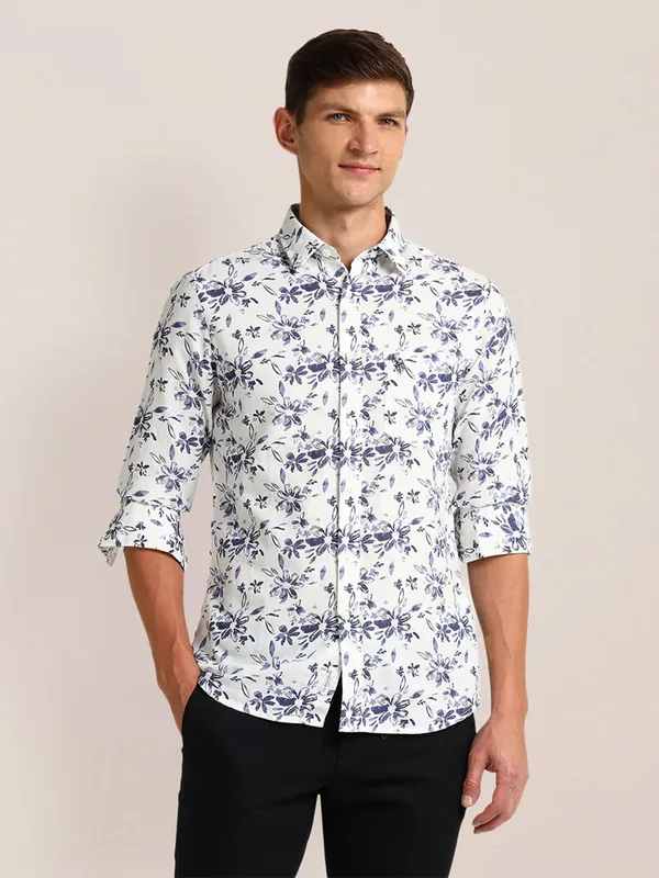 U S POLO ASSN white shirt printed in cotton fabric