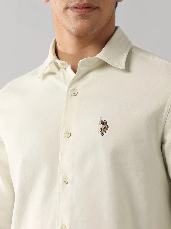 U S POLO solid beige casual slim fit shirt