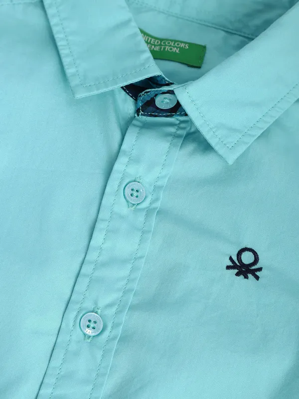 UCB aqua solid cotton shirt