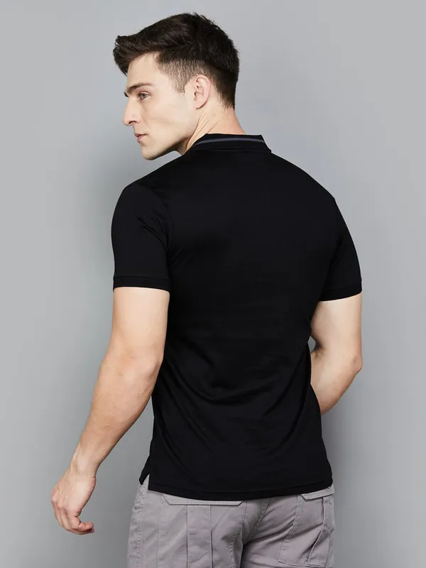 UCB black cotton plain t-shirt for men