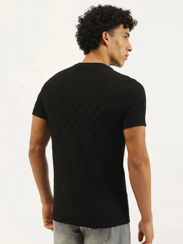 UCB black textured round neck t-shirt