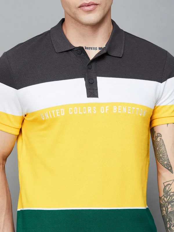 UCB color block pattern yellow cotton slim fit t-shirt