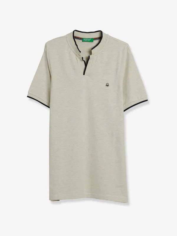 UCB cotton cream t shirt