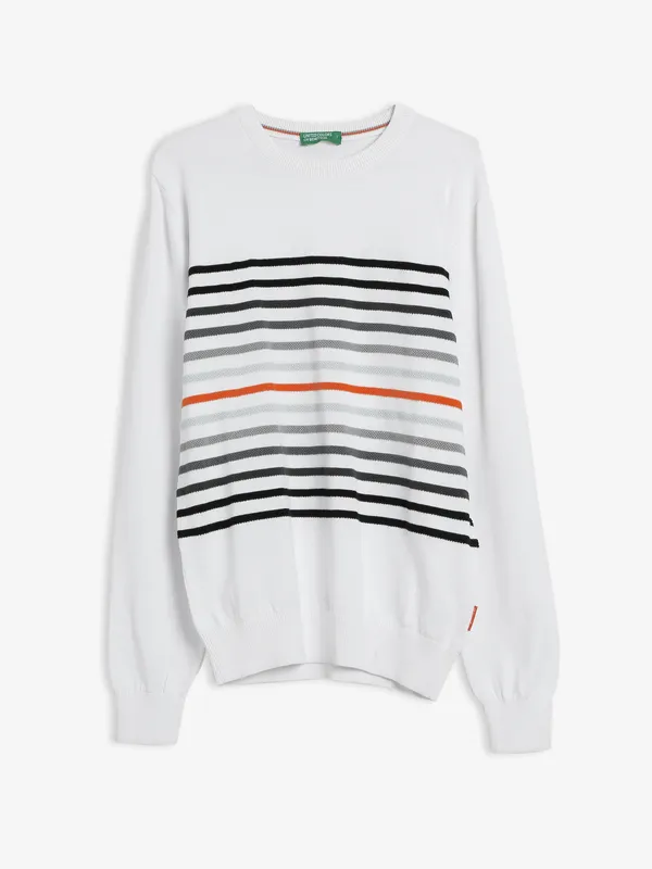 UCB knitted white sweatshirt
