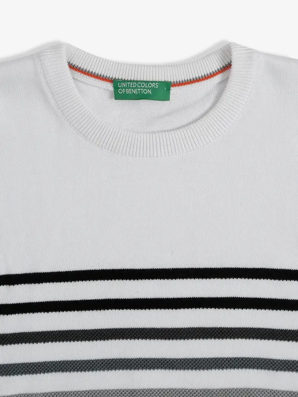 UCB knitted white sweatshirt