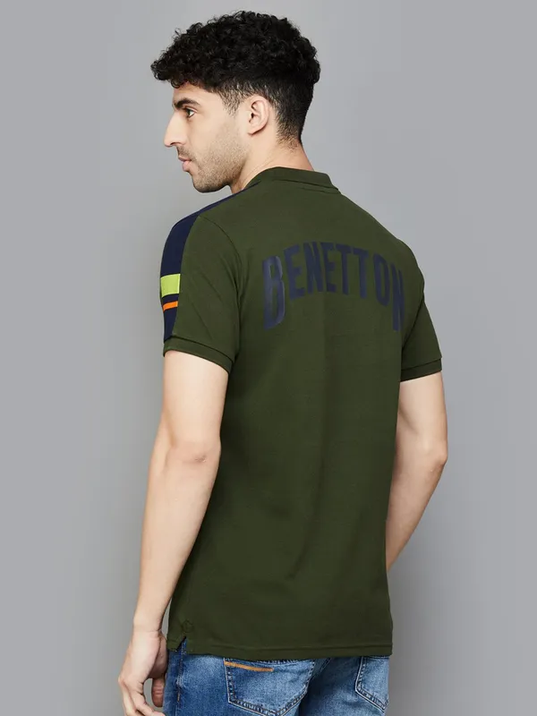 UCB plain olive t-shirt in cotton fabric