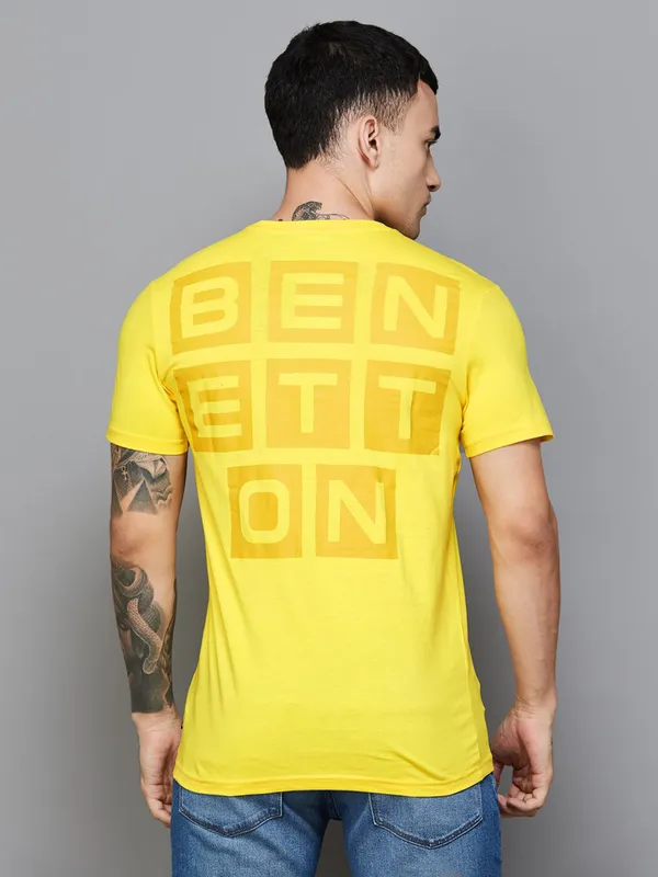 UCB plain yellow cotton slim fit t-shirt