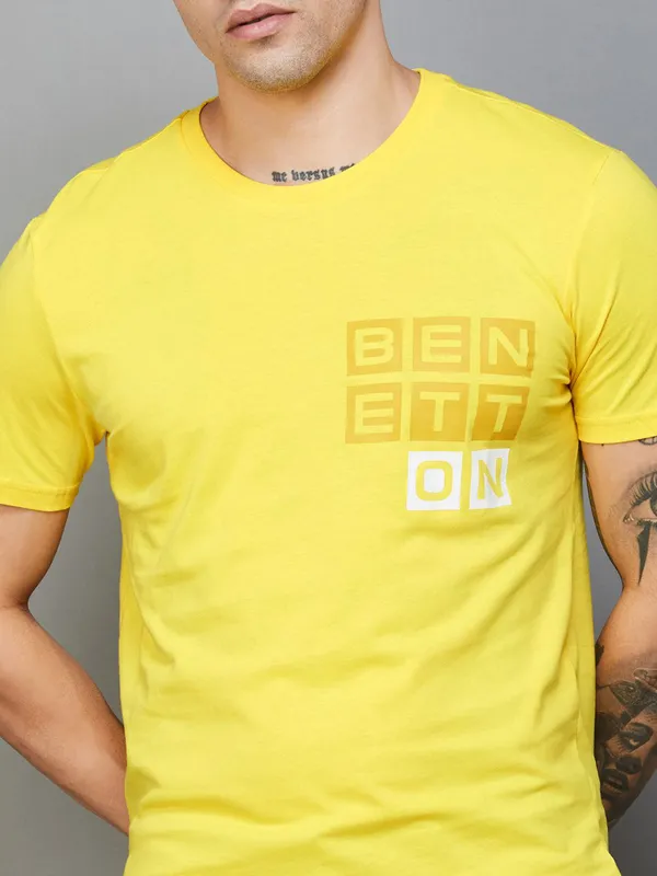 UCB plain yellow cotton slim fit t-shirt