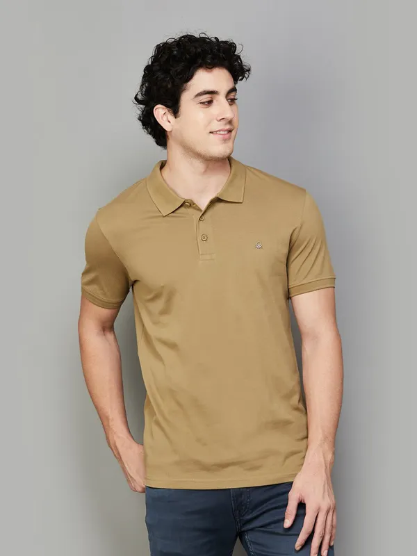 UCB slim fit cotton khakhi t-shirt for men