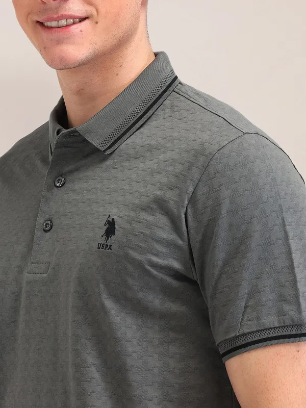 US POLO textured cotton grey slim fit men t-shirt