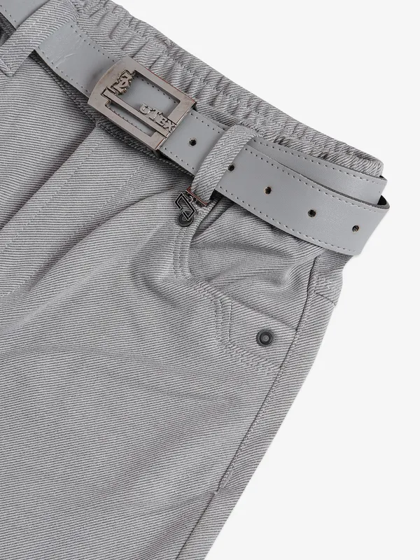 UTEX stylish grey solid jeans