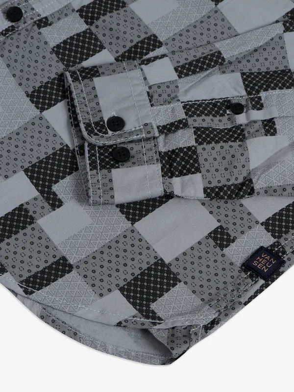 Van Heusen grey printed cotton shirt