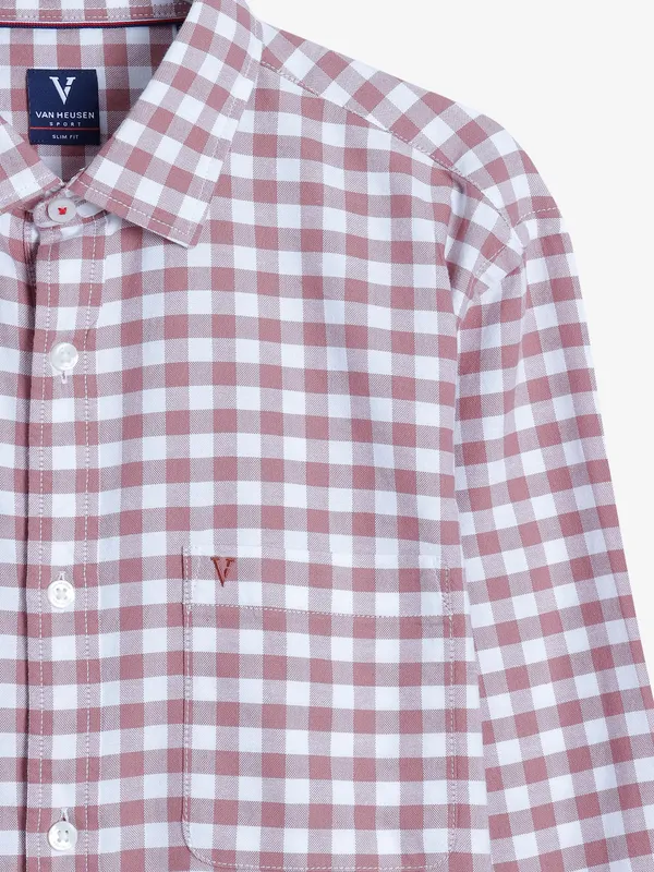 Van Heusen white and peach checks shirt