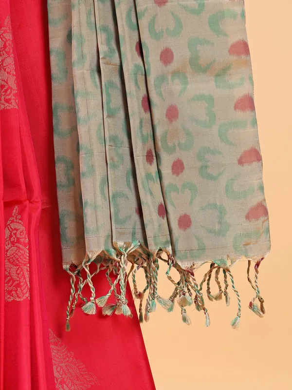 Versatile megenta silk printed saree