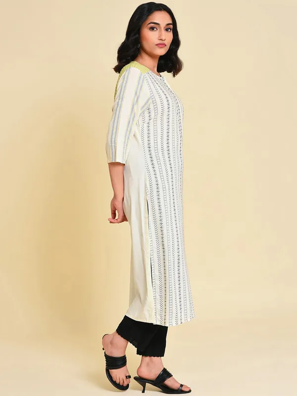 W off white printed kurti