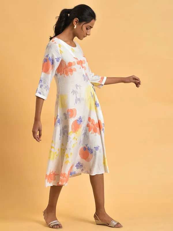 W white printed wrap dress