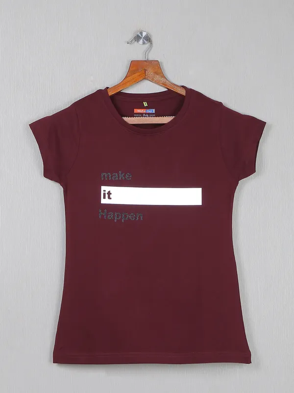 Wat a Gal maroon cotton top for women