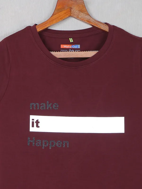 Wat a Gal maroon cotton top for women