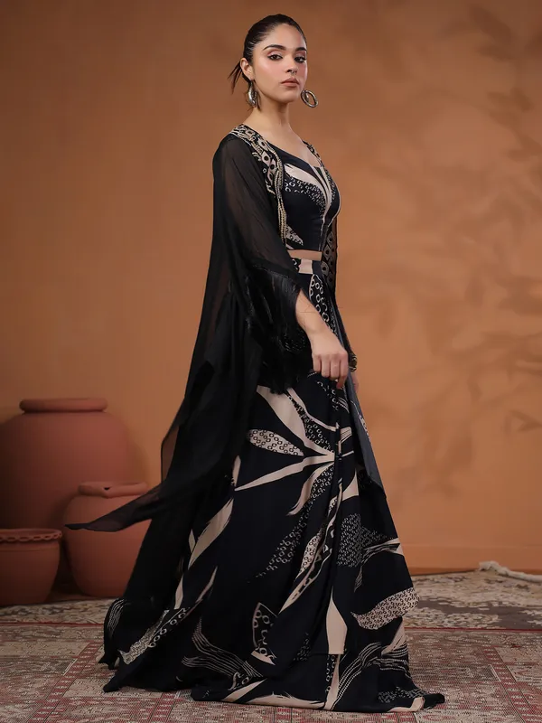 Western style black deigner suit with shrug