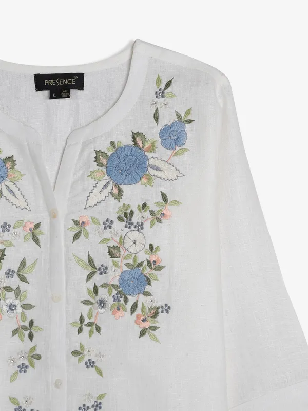 Whie cotton embroidery top