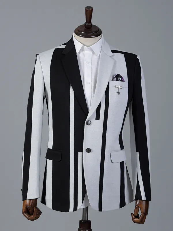 White and black color block style cotton blazer