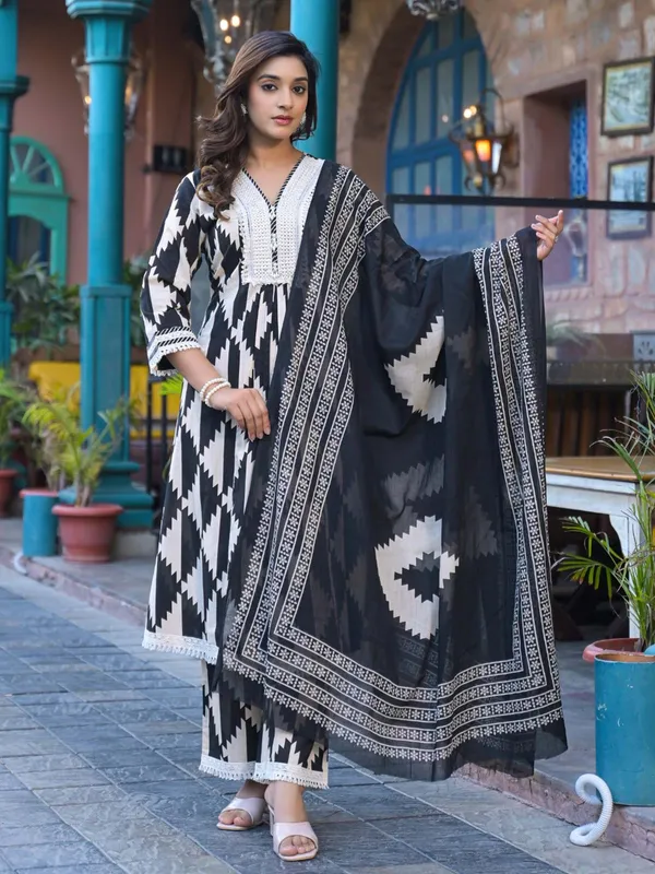 White and black cotton kurti set for women
