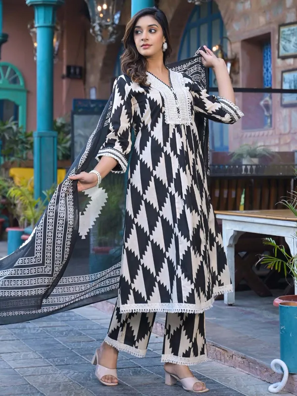 White and black cotton kurti set for women
