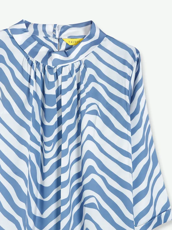 White and blue printed top for casual