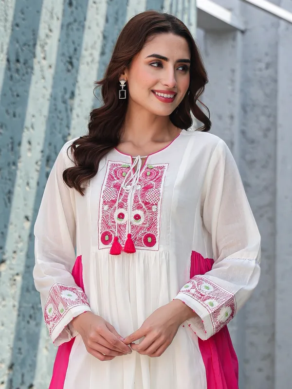 White and pink cotton kurti set for women